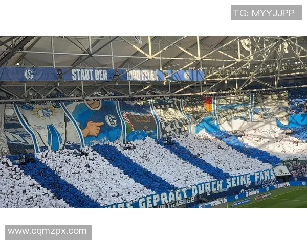 沙尔克04遭主场溃败，难以逆转形势