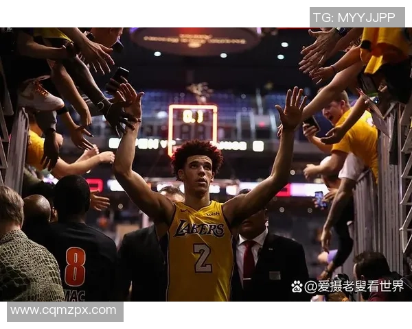 湖人主帅：打好基础是球队成功的关键，防守与团队配合至关重要